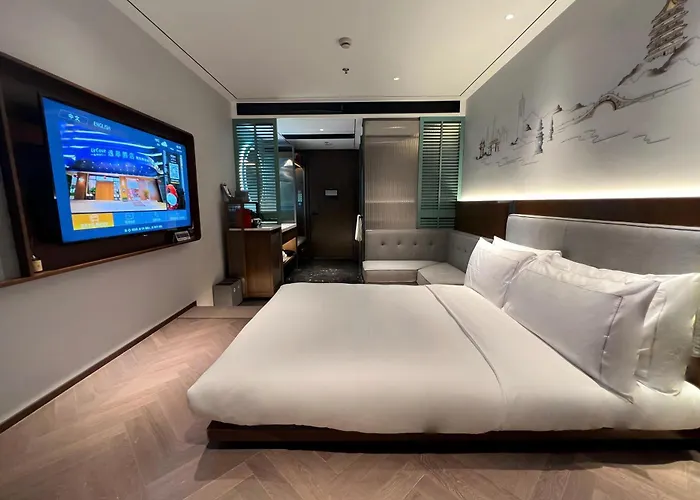 Hangzhou West Lake Milan Hotel - Ten Minutes Walk To The West Lake